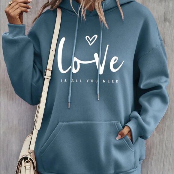 Delilah Wear Tops - New graphic print hoodie sweatshirt